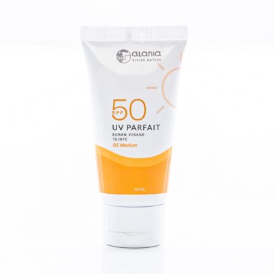 alania uv parfait ecran solaire visage teinte 02 medium 40ml